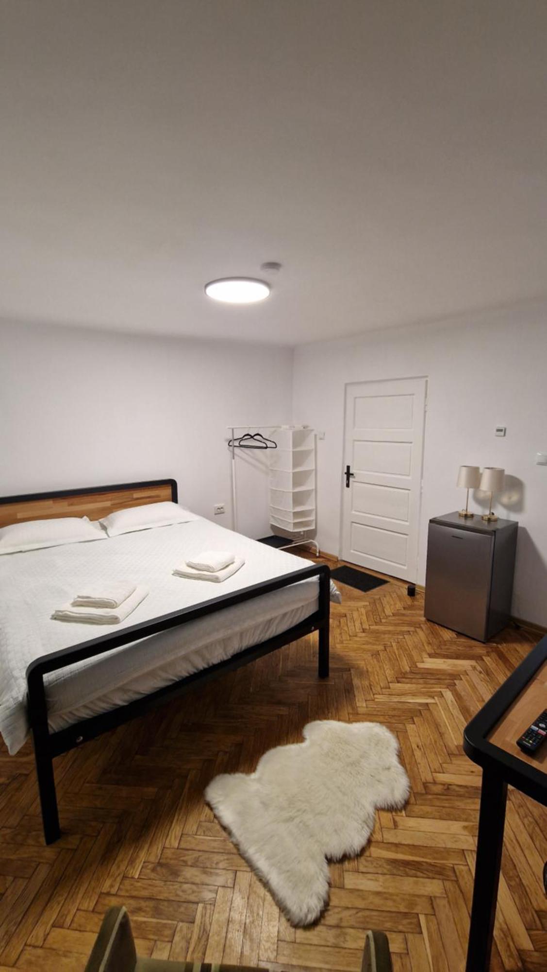 Apartment Dreamplace Aeroport&therme 4 *